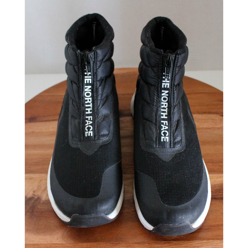 The North Face Boots Womens 10 Black Quilted Thermoball Traction Zip Winter - Picture 2 of 9